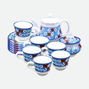 ظروف سفالی چینی طرح سنتی شطرنجی میبد فنجان قوری قندان چایی خوری